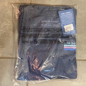 New With Tags! Women’s Life Is Good Crusher Navy Blue Long Sleeve Tee. Size XXL
